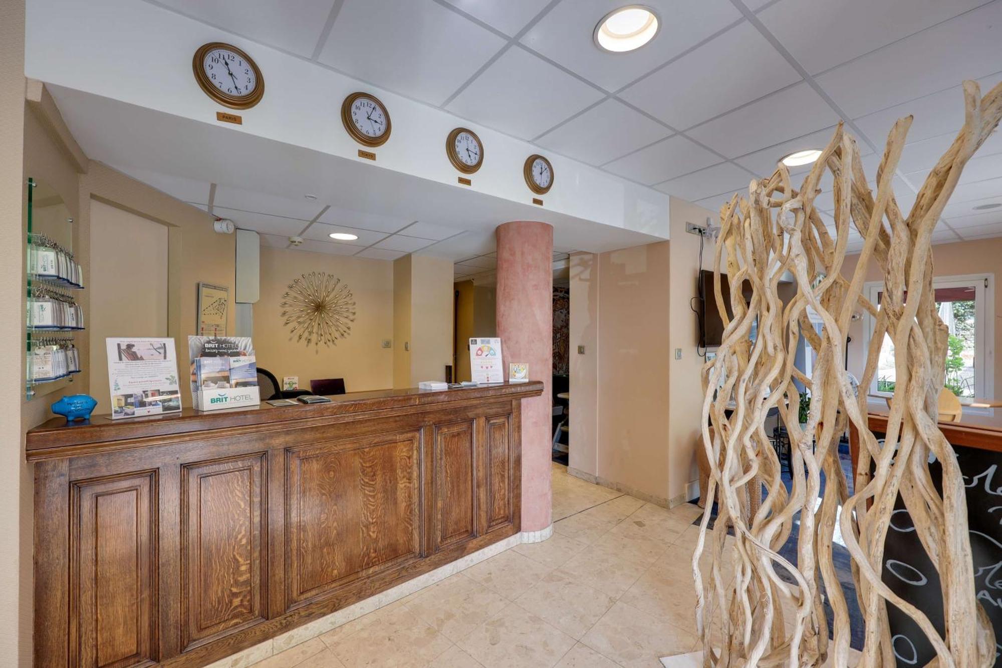Brit Hotel & Spa Le Roc Au Chien Bagnoles de l'Orne Normandie エクステリア 写真
