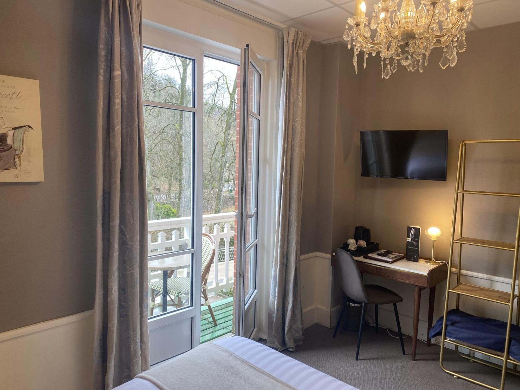 Brit Hotel & Spa Le Roc Au Chien Bagnoles de l'Orne Normandie エクステリア 写真